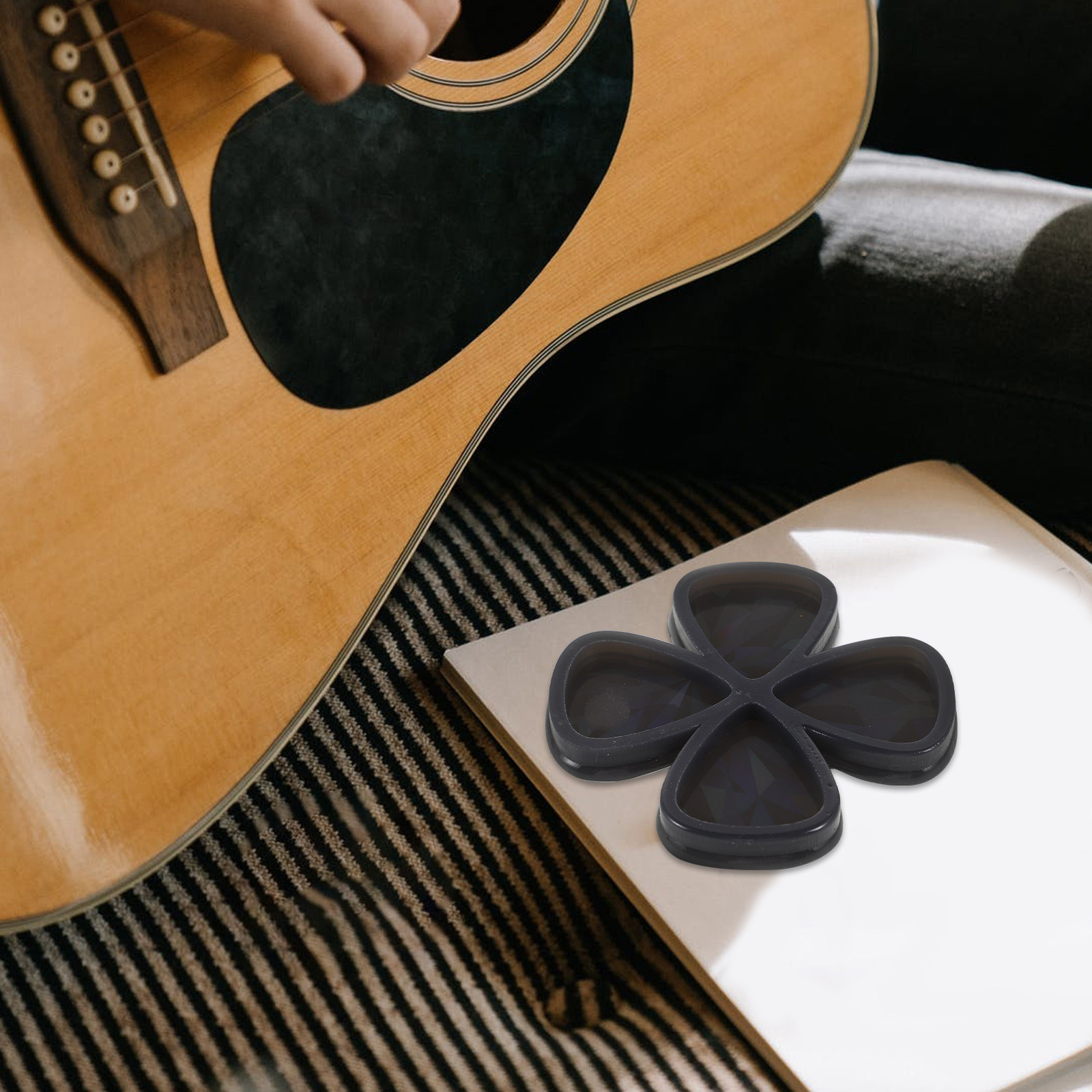 Guitar Pick Crafting Mold - Ho - Resin Jewelry Kit recensie en prijs